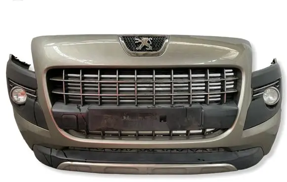 Peugeot 3008 I Front bumper 