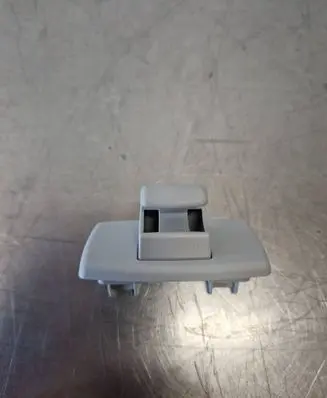 Mercedes-Benz GLC C253 Sun visor clip/hook/bracket A1668100012