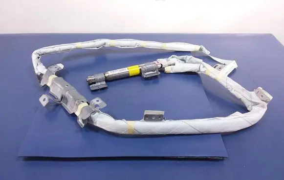 Mitsubishi Lancer VIII Roof airbag 
