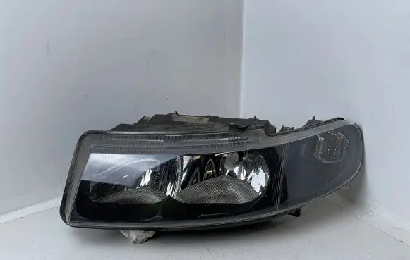 Seat Toledo II (1M) Headlight/headlamp 1M1941001D 67742691