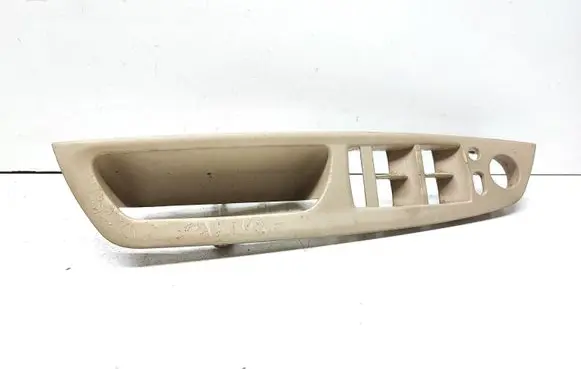 BMW X5 E70 Front door window switch trim 7137137 51417137137