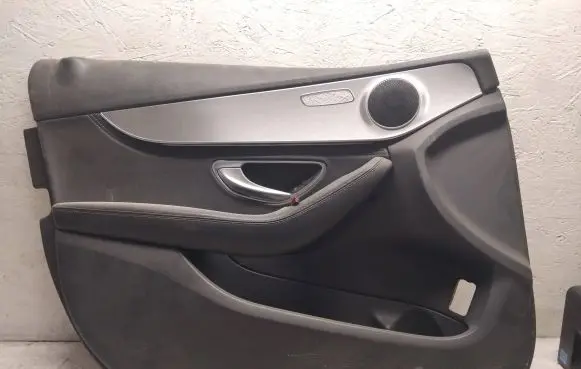 Mercedes-Benz E W213 Front door card panel trim A0028201901 A2055406309
