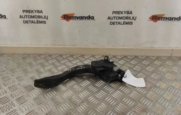 Iveco Daily 5th gen Accelerator throttle pedal 5801333490