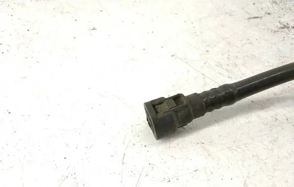Mercedes-Benz R W251 Fuel line pipe 