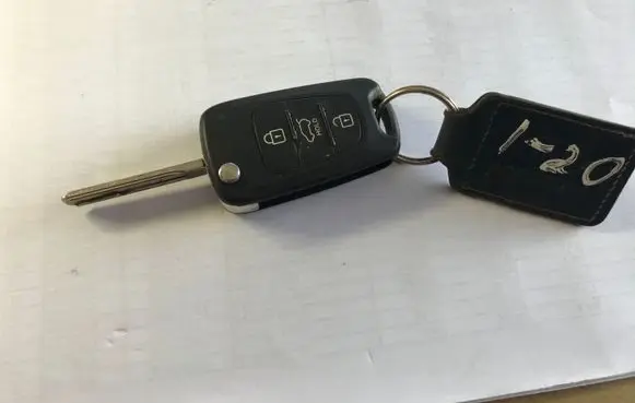 Hyundai i20 (PB PBT) Ignition key/card 2009DJ0651 0678 70410V20