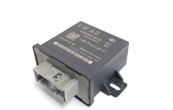 Audi Q3 8U Other control units/modules 8X0907357B 8X0907357A 01017812AD