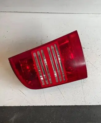 Skoda Octavia Mk1 (1U) Rear/tail lights 1U9945111 1U9945095