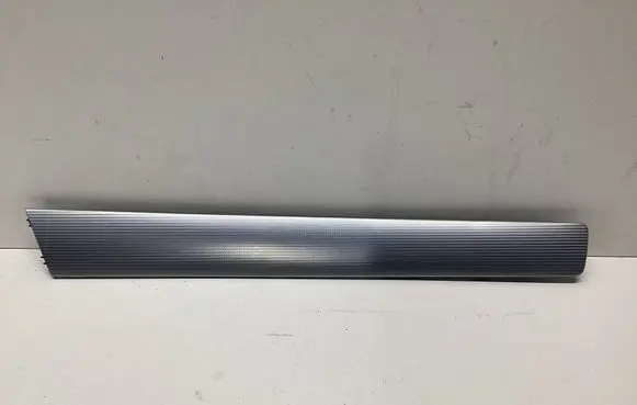 Volkswagen Touareg II Rear door card trim 7P6867449C