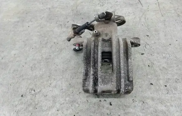 Volkswagen PASSAT B5.5 Rear brake caliper HART