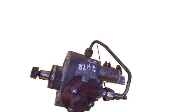 Opel Astra J Fuel injection high pressure pump 55570040
