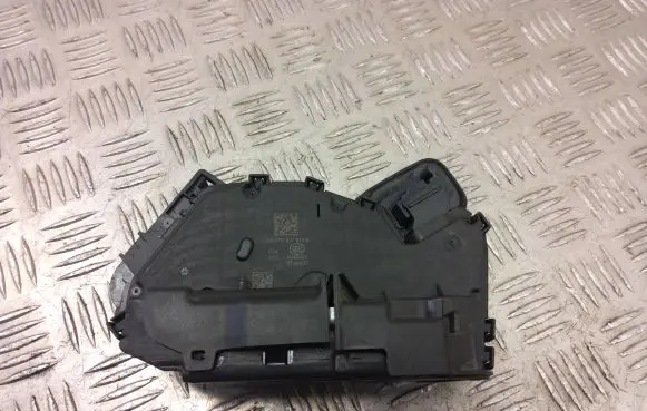 Seat Leon IV Front door lock C5B5TC837015B