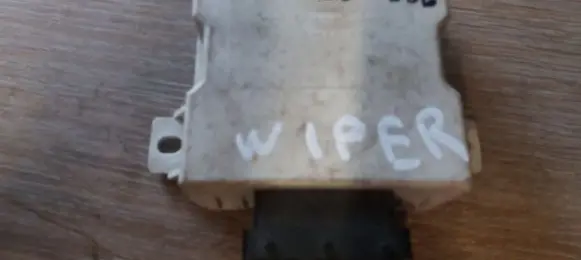 Toyota Avensis T220 Window wiper relay 150696