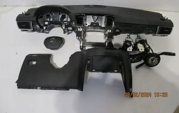 Peugeot Partner III Radio/GPS head unit trim 