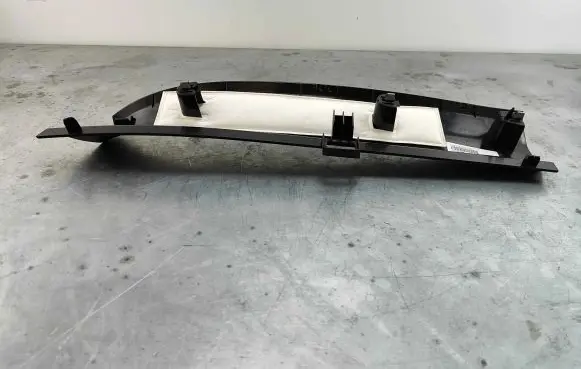 Volvo XC60 (C) pillar trim 31426890