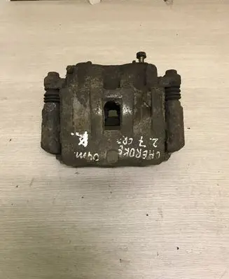 Jeep Cherokee III KJ Front brake caliper
