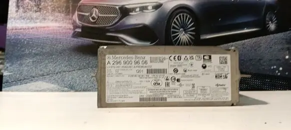 Mercedes-Benz GLC C254 Navigation unit CD/DVD player A2969009606