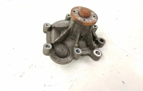 Mercedes-Benz C W204 Water pump A2712010401 2712010401