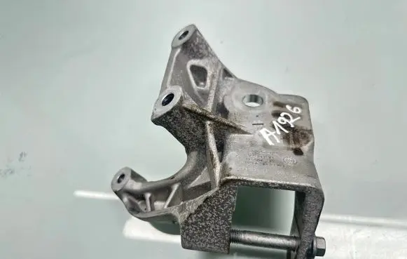 Volvo XC60 Engine mounting bracket 31430490 AD7VM 20180121