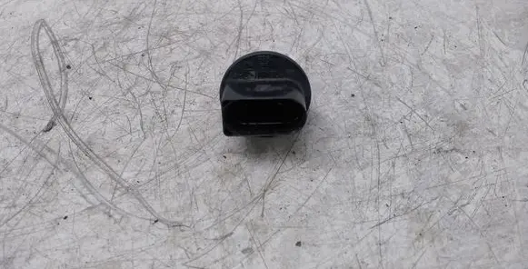 Volkswagen PASSAT B6 Windshield washer fluid level sensor 7M0919376