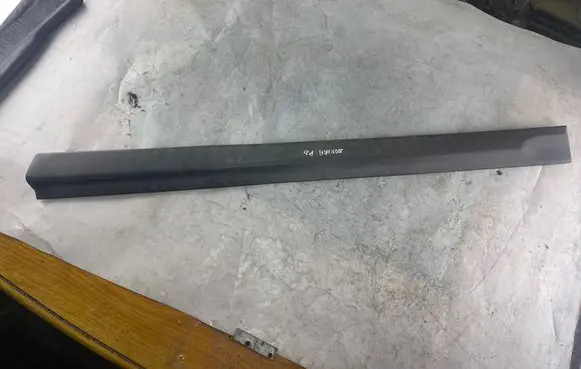 Opel Zafira A Front door trim (molding) 090597588