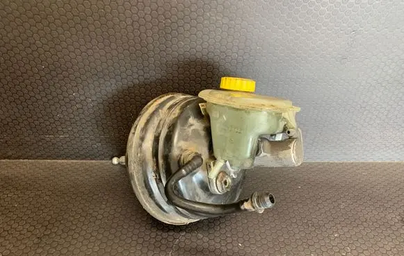 Audi A6 Allroad C5 Brake booster 