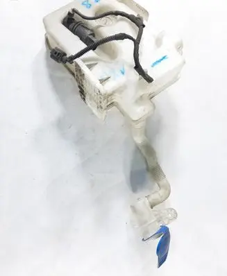 Audi A3 S3 8P Windshield washer fluid reservoir/tank 1K0955453Q 1K0955453R