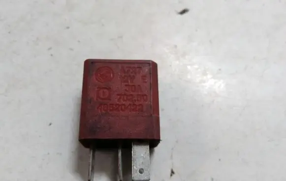 Fiat Punto (188) Other relay 46520422