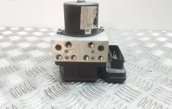 Opel Insignia A ABS Pump 13328651