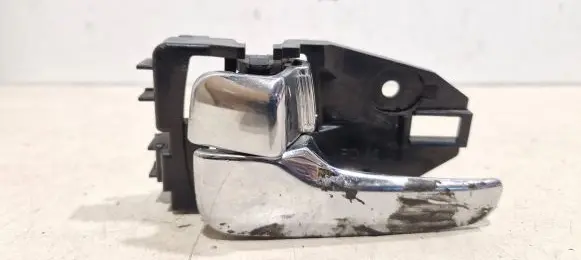 Mitsubishi Outlander Front door interior handle MN105360