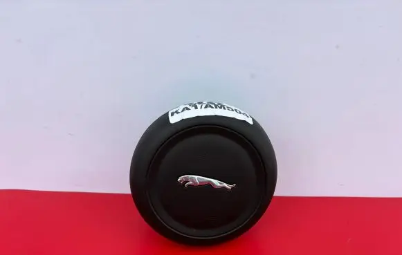 Jaguar F-Pace Steering wheel airbag cover 3105987