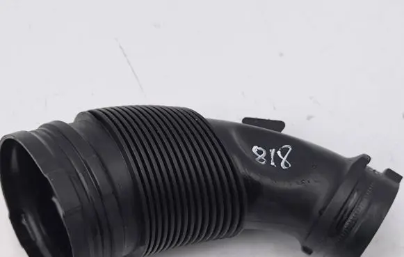 Audi A5 Air intake hose/pipe 04L129661B