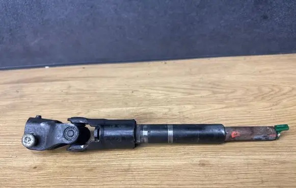 Opel Vivaro Steering column universal joint 4239537B