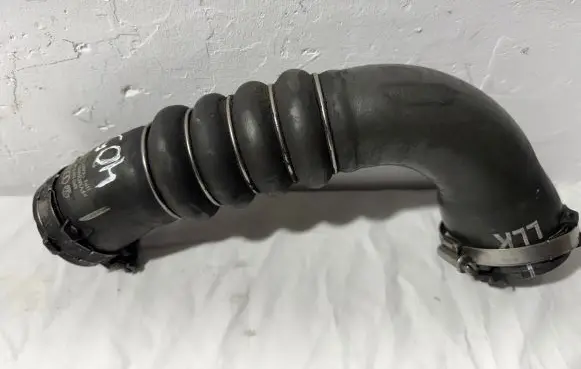 Audi A6 S6 C6 4F Intercooler hose/pipe 4F0145738E