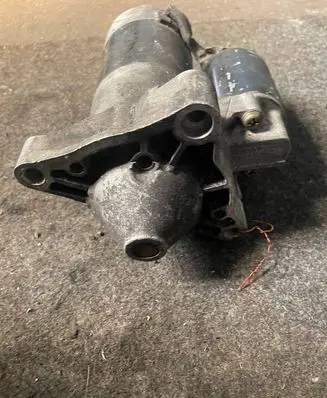 Peugeot 406 Starter motor 0001108176