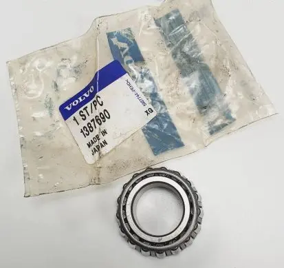 Volvo 740 R16 alloy rim 1387690