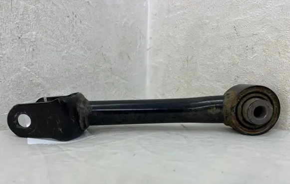Tesla Model 3 Rear control arm 104443100G