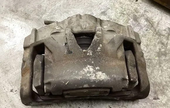 Volvo V70 Front brake caliper K227