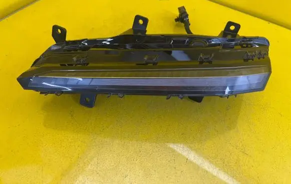 Peugeot 308 Headlight/headlamp 9835230880