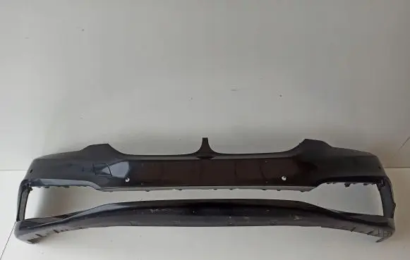 BMW 5 G30 G31 Front bumper 7385336