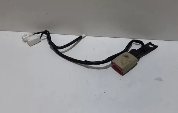 Lexus IS 220D-250-350 Front seatbelt buckle E034501