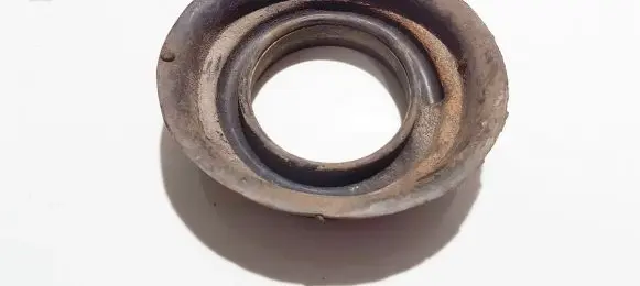 Ford Escort Front coil spring rubber mount 89fb5599ac 89fb-5599-ac