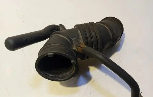 Hyundai Getz Air intake hose/pipe 281911C000