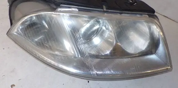 Volkswagen PASSAT B5.5 Headlight/headlamp