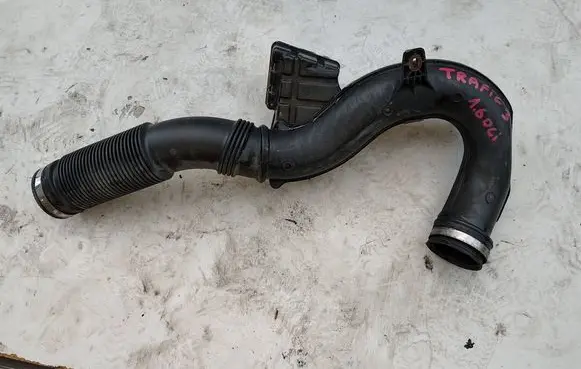 Renault Trafic III (X82) Air intake hose/pipe 