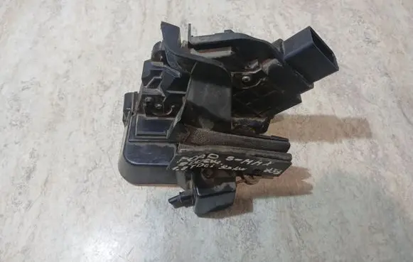 Ford S-MAX Rear door lock 6M2AR26412BB