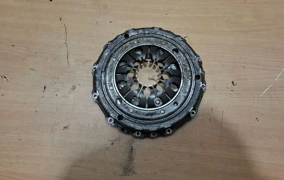 Volkswagen Transporter - Caravelle T4 Pressure plate B02103