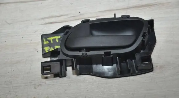 Peugeot Partner III Rear door interior handle
