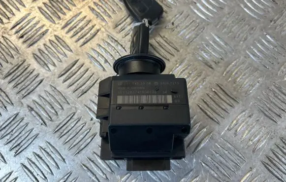 Mercedes-Benz CLS C219 Ignition lock 2115452308 33002213 10132374106126