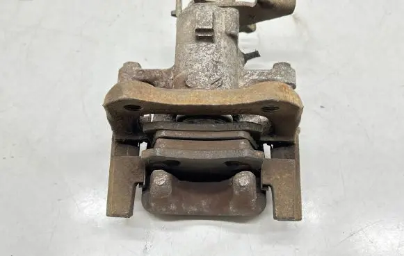 Renault Megane III Rear brake caliper