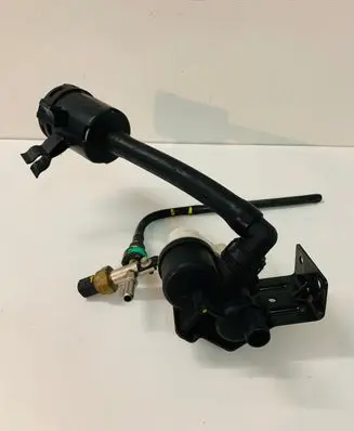 Active carbon filter fuel vapour canister